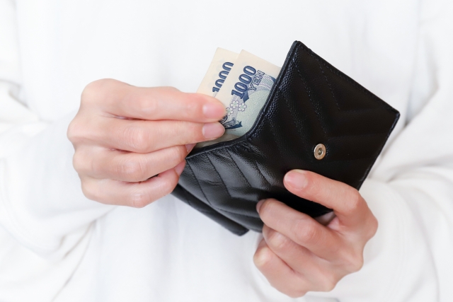 投稿についてもっと詳しく 不安を埋めるために物を買っていませんか?心を満たす別の習慣